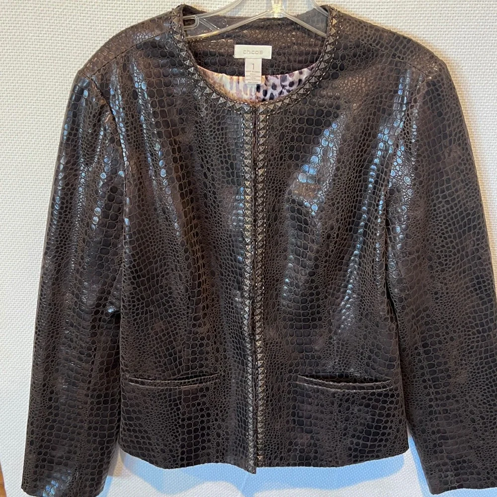Chicos Brown Crocodile Embossed Studded Faux Leather Jacket Size M Animal Print